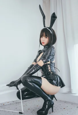 Xansoon Xuan Xiao Sœur aînée – Bunny girl maid Rabbit Girl Maid (52 Photos)