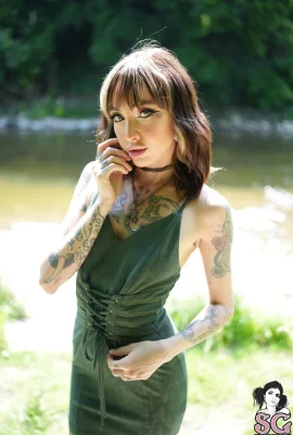 [Suicide Girls]12 décembre 2024 – Lovesick – Forest Eyes[41P]