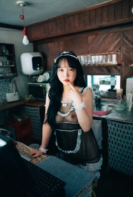 (Son Yeeun) Une jeune fille coréenne montre tout son corps avec toute la puissance (41 Photos)