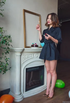 Hilary C – Célébrons (125 photos)