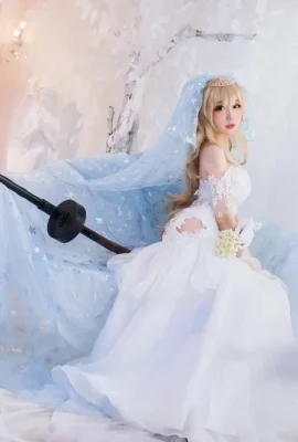 Stewed Carbon – Robe de mariée Frontline Simi pour filles
