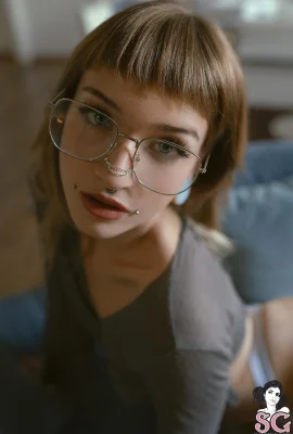 [Suicide Girls]07 janvier 2025 – Whjtedahlia – Ne me laisse pas tomber[48P]