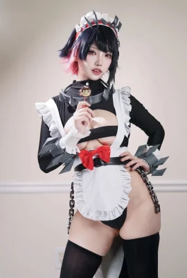 Hu Luo Luo Zi – La servante de la Zero Shark Girl dans le district de Jue