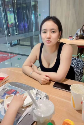 La tentation de Zhang Xiaoping d’une femme sexy révèle 42p