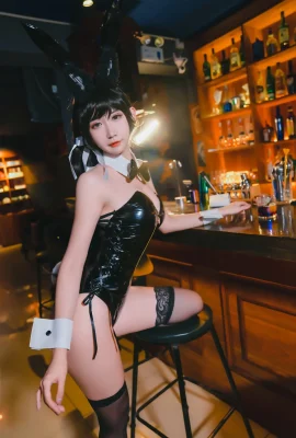 Ran-ue Fairy Atago (30 photos)