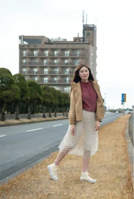 (Hanumi む) La jeune fille aux gros yeux « Les petits seins sur ses seins sont plus impitoyables » est une surprise (27 photos)