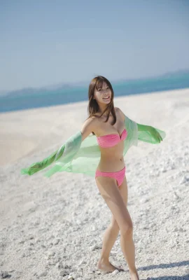 Collection de photos Kawazu Asuka « Sunny Day, Okinawa, Felt Good » (104 photos)