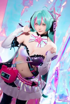 Coser Miss Star: Miku Hatsune Miku Mews Running Thème de course sexy avec des bas en cuir noir montrent une tentation de corps parfaite photo 73p