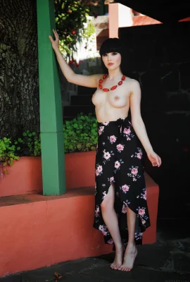 Malena – Demena (87 photos)
