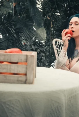 [Suicide Girls] 16 mars 2025 – Frutella – Jardin botanique de l’amour [46p]