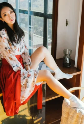 (Mona) Sexy Chick séduit votre corps et capture votre cœur (30 photos)