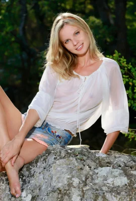 Heidi Hawley – Granita (95 photos)