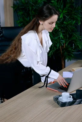 Flamy Nika – Sur mon bureau (116 photos)
