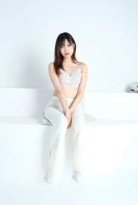 Modèle chinois Junior High School à grande échelle Body Body Private Photo Set (IV) (53 photos)