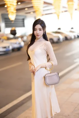 Wang Xinyao – bas blancs (120 photos)