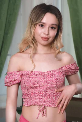 Mia Lamb – présentation (92 photos)
