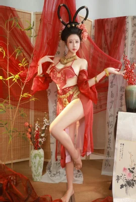 Nai Xijiang Nice – Red Chau Dance (67 photos)